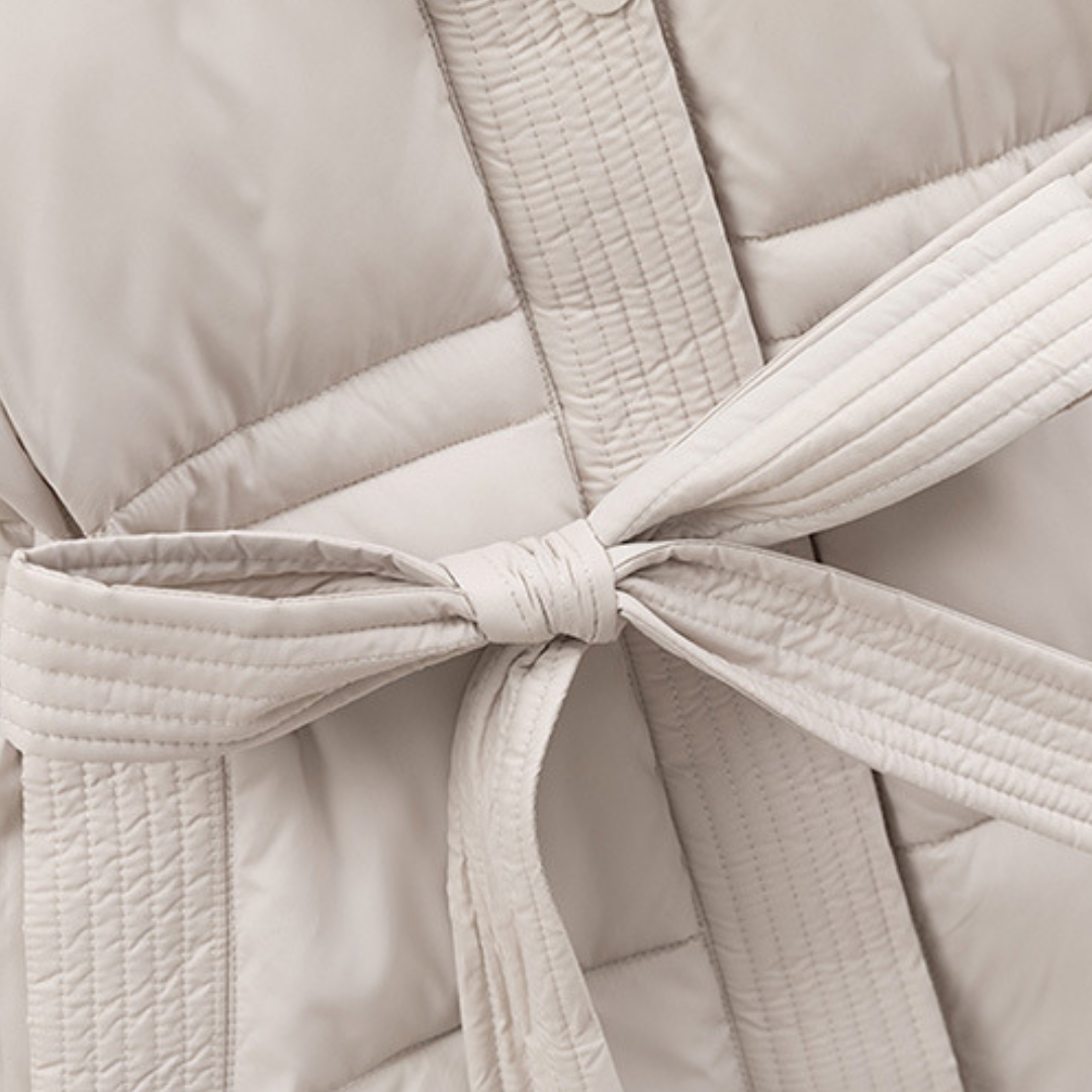 Women's Belted Hooded Puffer Jacket Full-Zip Quilted Fitted-Waist Warm