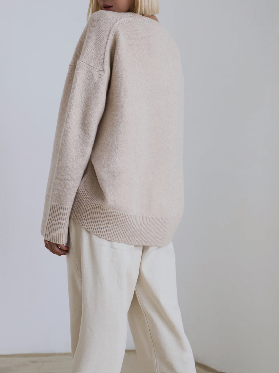 Women's Oversized Knit Sweater Crewneck Drop-Shoulder Ribbed Relaxed Pullover