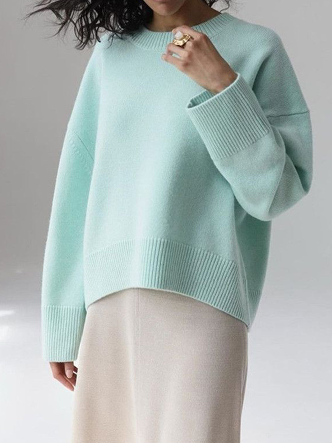 Women's Oversized Knit Sweater Crewneck Drop-Shoulder Ribbed Relaxed Pullover