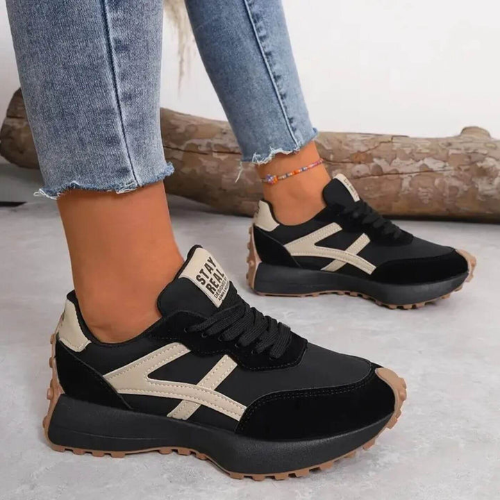 Women's Platform Retro Sneakers Lace-Up Chunky Gum Sole Cushioned Casual Walking