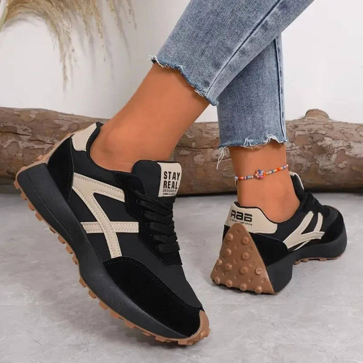 Women's Platform Retro Sneakers Lace-Up Chunky Gum Sole Cushioned Casual Walking