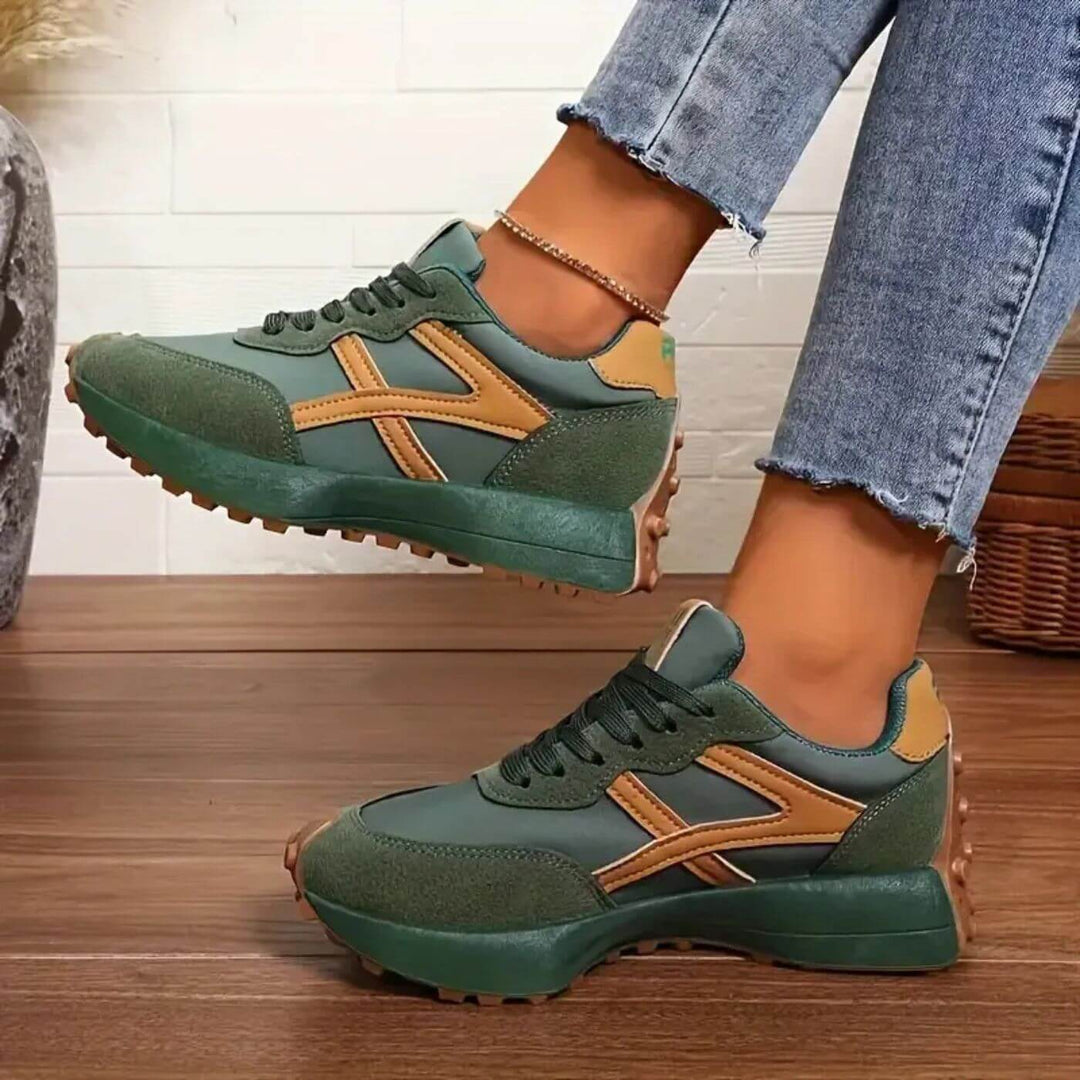 Women's Platform Retro Sneakers Lace-Up Chunky Gum Sole Cushioned Casual Walking