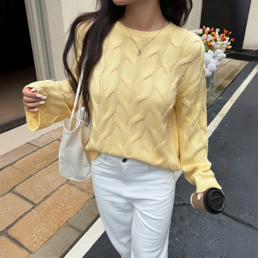 Women's Wave Cable Knit Sweater Crewneck Textured Relaxed Pullover
