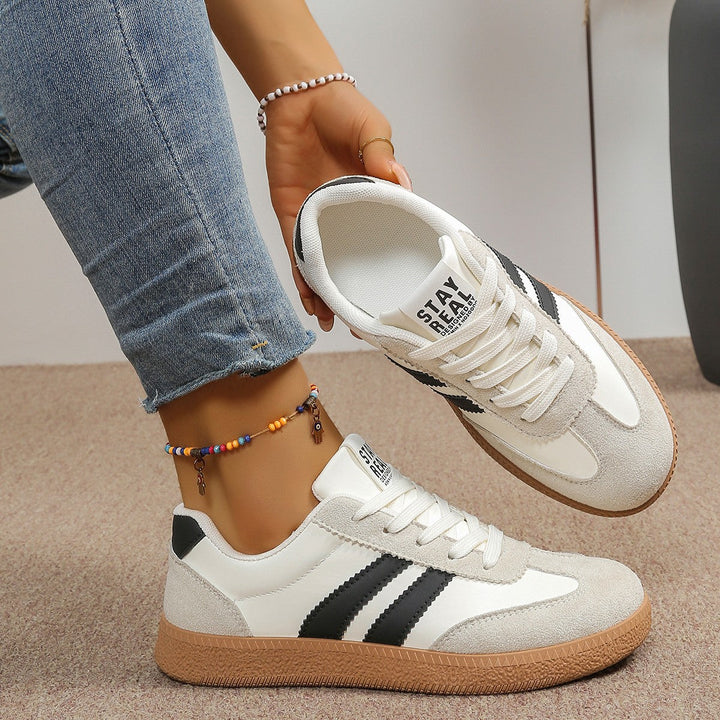 Women's Retro Lace-Up Sneakers Suede Panel Gum Sole Cushioned Casual Walking