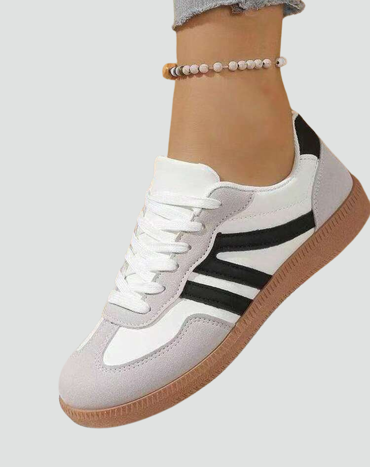 Women's Retro Colorblock Sneakers Lace-Up Suede Panel Gum Sole Casual Walking